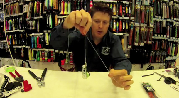 VIDEO: How to – Tie the PR knot