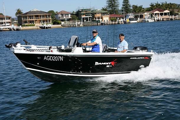 Crossing Over – Anglapro Bandit 444 Pro