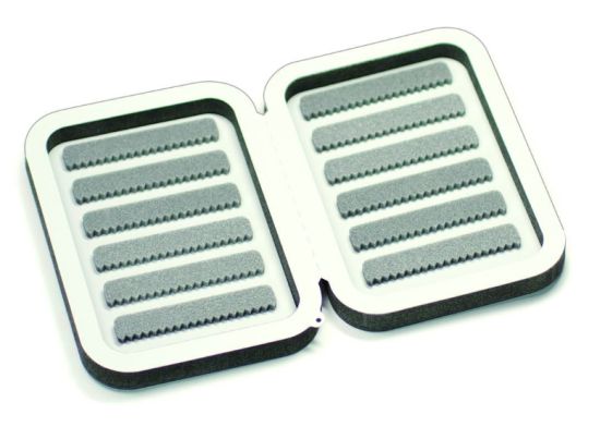 inline_572_https://yaffa-cdn.s3.amazonaws.com/fishing/images/dmImage/SourceImage/C&F 550.jpg