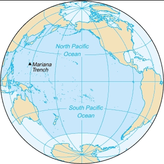 Fisho's Scott Thomas filming Bushy talking about Squidgy's new prawn lures.