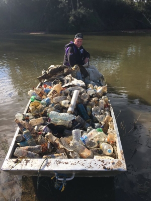 Council to clean up Macquarie River litter problem