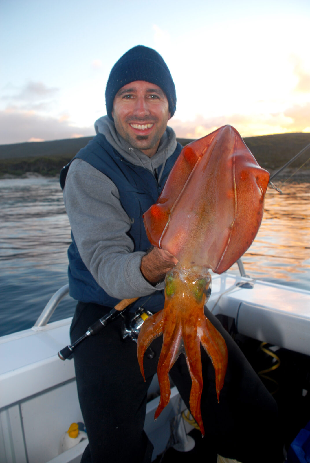 Big big squid  Fishing -  - Fishing WA. Fishing Photos &  Videos