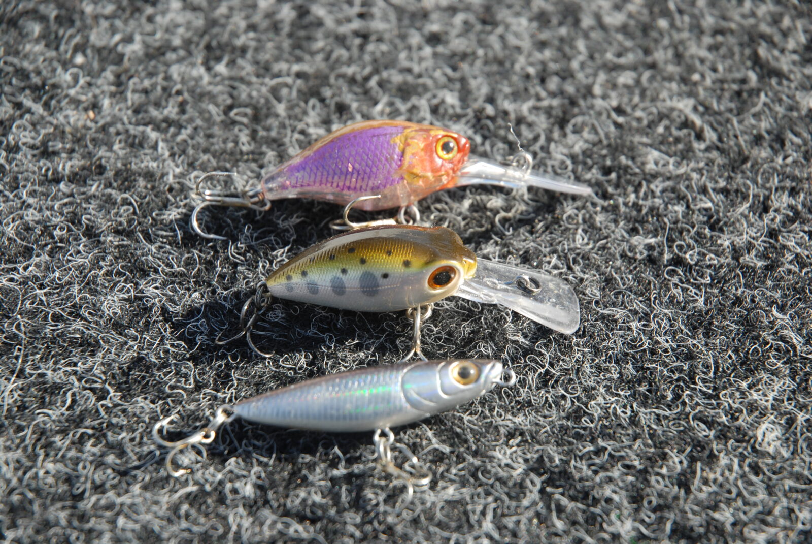 8 brand new slim minnow, long bib hard body fishing lures for bream, trout