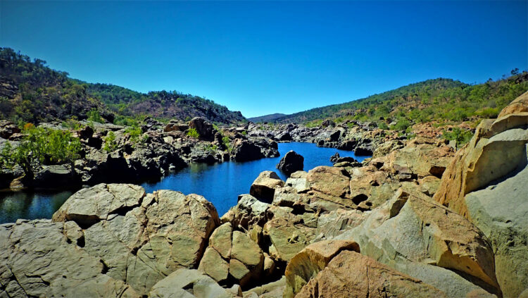 Cape York: Boatless and bank bound