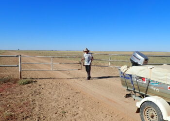 Off-the-grid communication