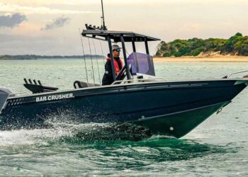 Bar Crusher HQ boat show this weekend