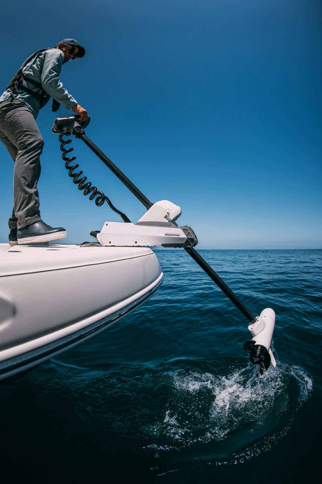 Simrad Yachting unveils RECON trolling motor Fishing World Australia