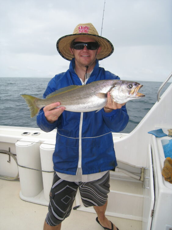 How to catch Teraglin - Fishing World Australia