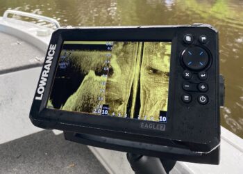 Lowrance 7’ Eagle with TripleShot HD transducer review