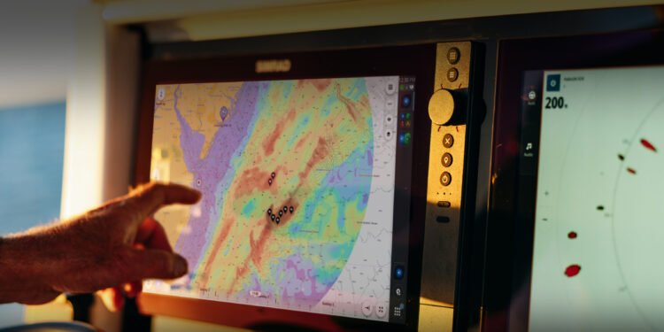 Simrad unveils FishCast