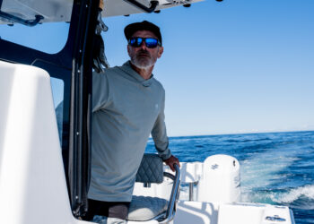 REVIEW: Desolve Supply Co. – Helios Hooded Fishing Shirt