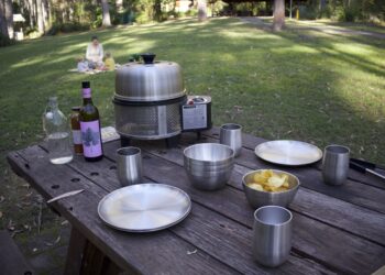 Stratus Outdoors Dinnerware review